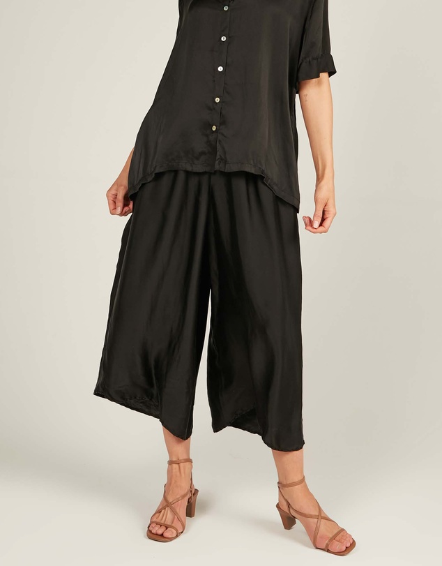 Primness - Glossed Loose Pant