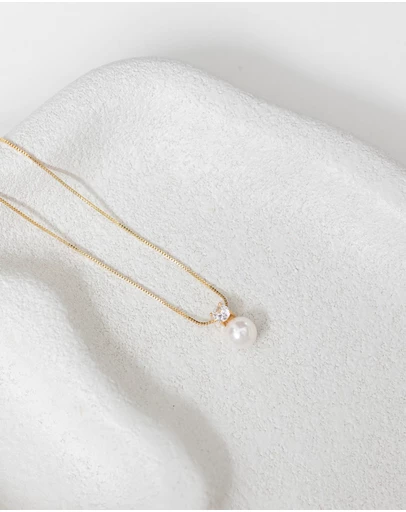 The White Collection - Anna - Delicate Gold Pearl Bridal Necklace