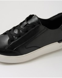 Rockport - Parissa Ro