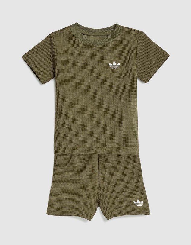 adidas Originals - Regular Waffle Shorts and T-Shirt Set - Babies-Kids