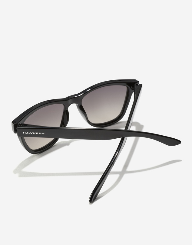Hawkers Co - HAWKERS - One XS UV400 Sunglasses - for Men and Women