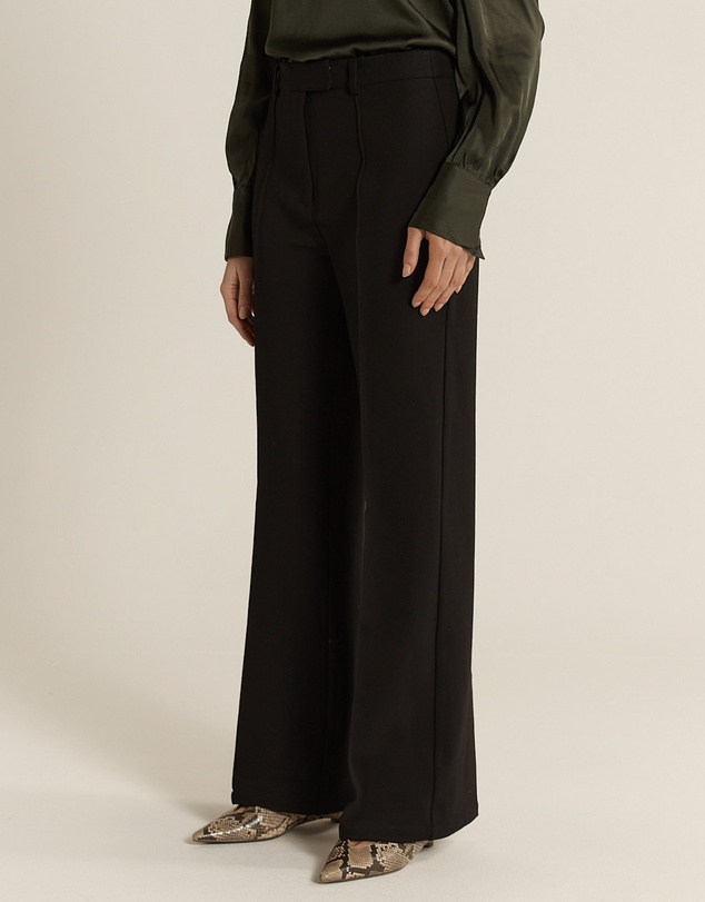Fate + Becker - Pia Ponte Pant