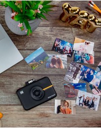 Kodak - Step Touch Instant Digital Camera