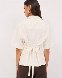Calli - Kerr Tailored Tie Back Shirt