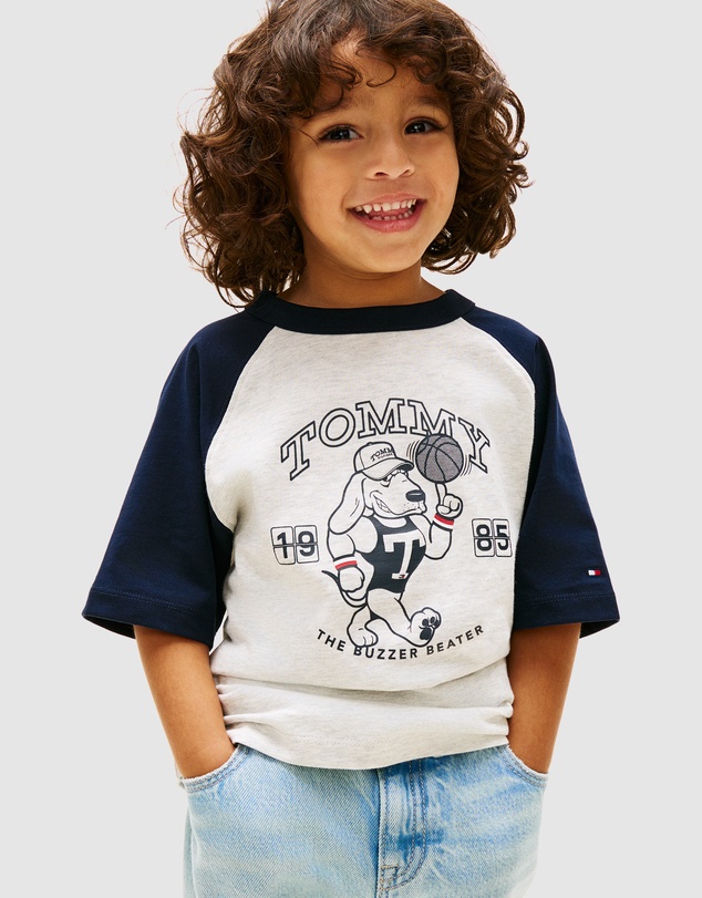 Tommy Hilfiger - Boys Graphic Raglan Crew Neck T-Shirt - Kids