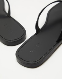 AERE - Suede Thong Sandals