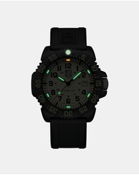Luminox - Luminox G Sea Lion Carbonox 43mm Watch