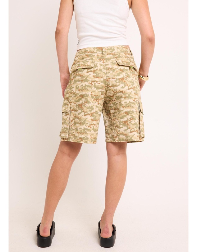 Insight - Darcy Camo Cargo Jorts