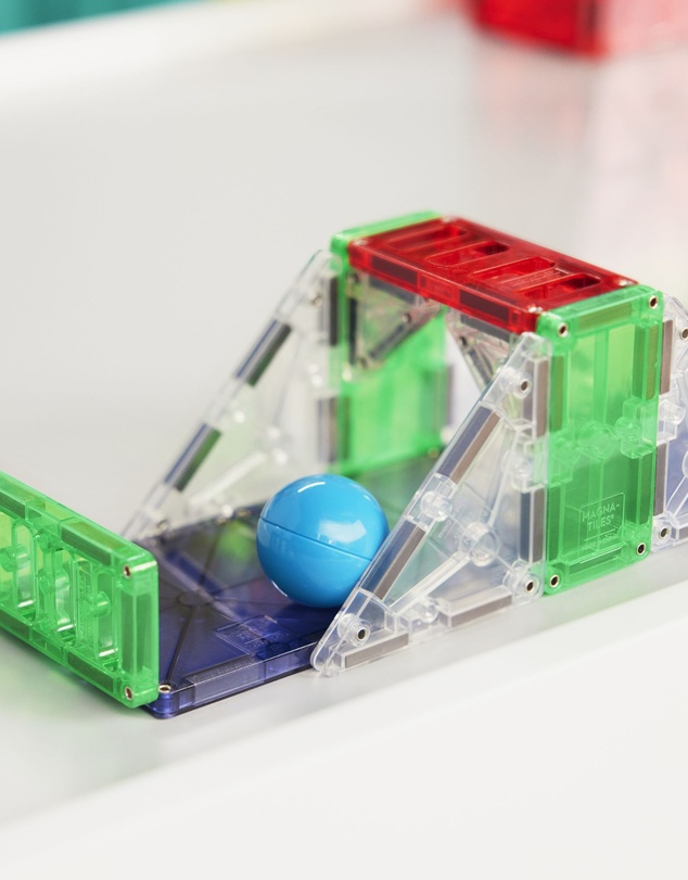 Magna-Tiles - MAGNA-TILES - Rail Racers Deluxe - 90 Piece