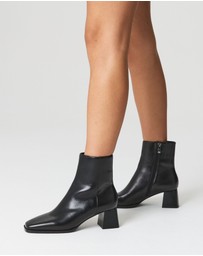 Siren - Nova Ankle Boots