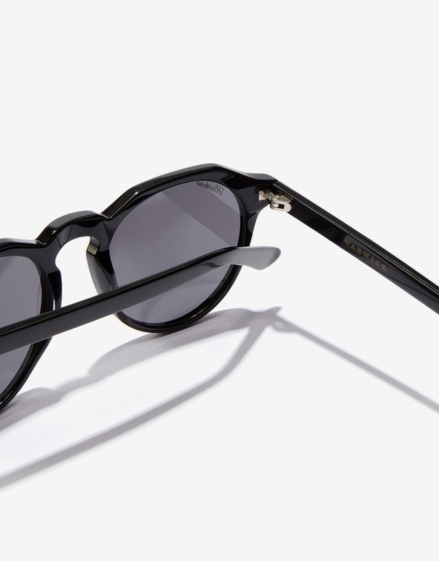 Hawkers Co - HAWKERS - Black Dark WARWICK Sunglasses for Men and Women UV400