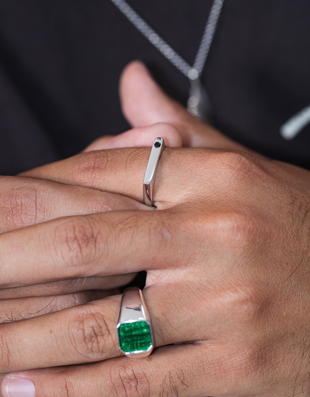 Kuzzoi - ICONIC EXCLUSIVE - Enamel Signet Ring in 925 Sterling Silver