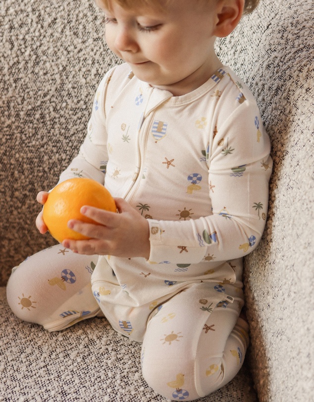Kynd Baby - Essential Onesie in Beach Box