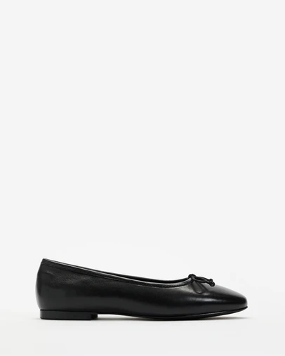 AERE - Classic Leather Ballet Pumps - Women's