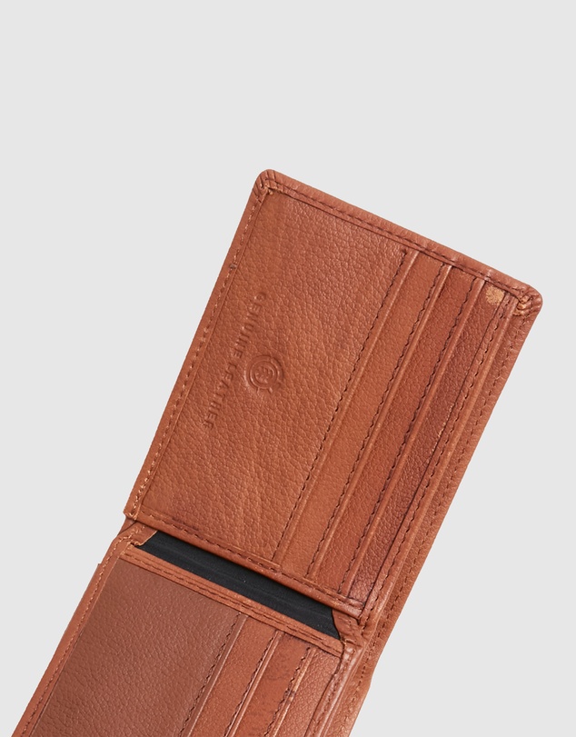 Element - Chief Leather Tri-Fold Wallet