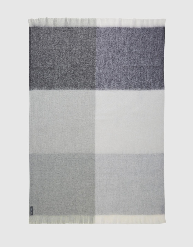 St Albans - Mohair Throw Ghost