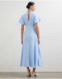 Minima Esenciales - Paityn Linen Maxi Dress