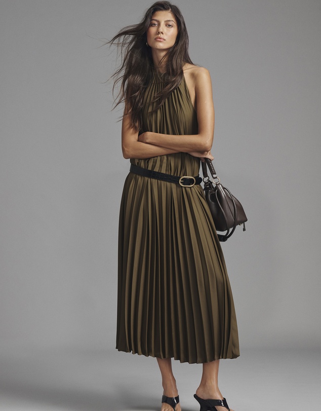 Country Road - Pleat Midi Dress