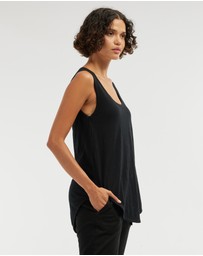 Amelius - Bailey Rounded Hem Tank
