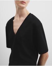 Country Road - V-neck Longline T-shirt