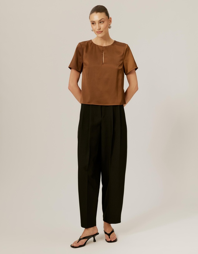 Tussah - SS Keyhole Top