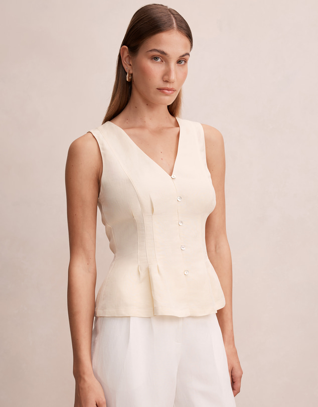 Forever New - Portia Pleated Linen Top
