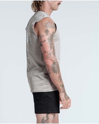 Vacancy Co - Life on the Rocks Tank