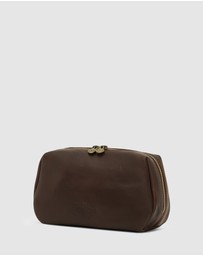 Republic of Florence - The Otto Leather Dopp Kit Matt Chocolate