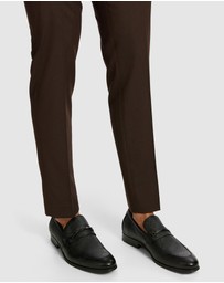 yd. - Riccardo Textured Leather Loafer