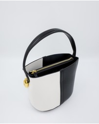 FORD MILLINERY - Lana Bag Black and White