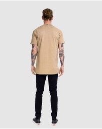 DVNT - Deluxe Tee