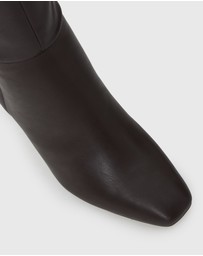Betts - Prime Block Heel Knee High Boots