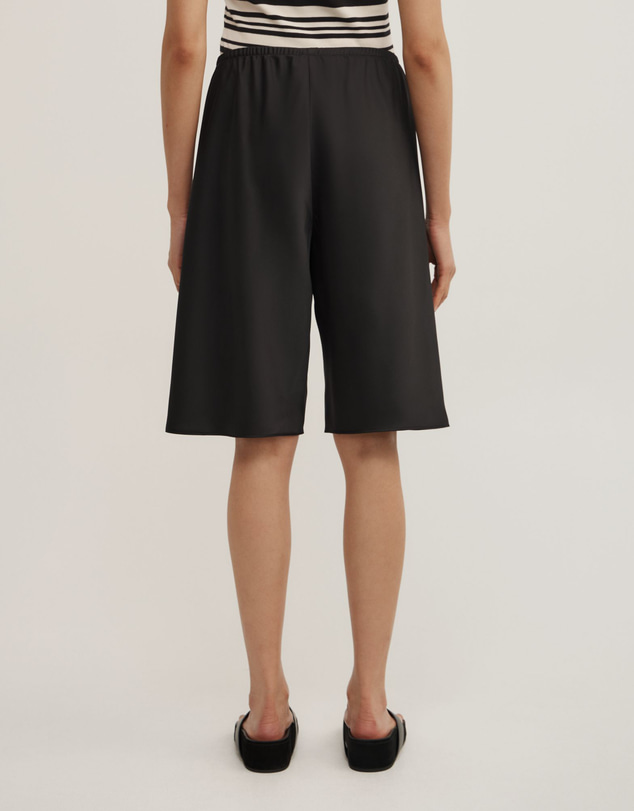 Witchery - Satin Bermuda Shorts