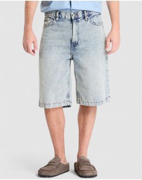 GUESS Originals - GUESS Originals Baggy Denim Short
