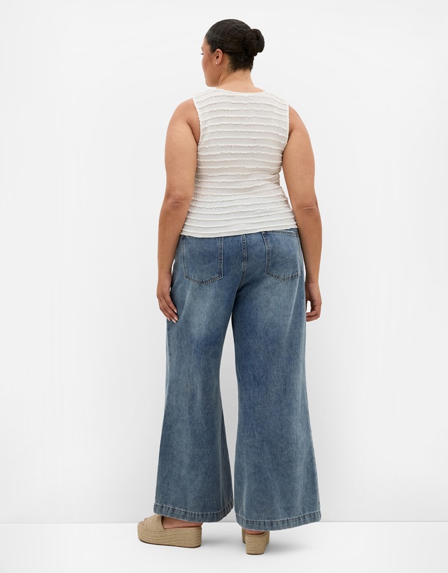 City Chic - Plus size Sheree Sleeveless Ruched Top - cream