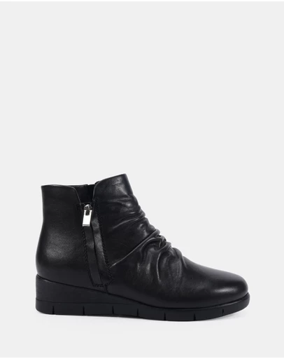 Clarks - Jaxie Black