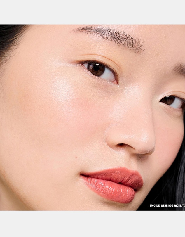Benefit Cosmetics - Glow-la-la