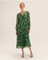 Review - Meadows Floral Dress