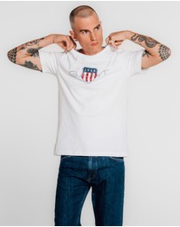 Gant - Regular Shield T-Shirt