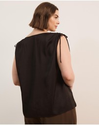Atmos&Here Curvy - Ava Satin Tie Detail Top
