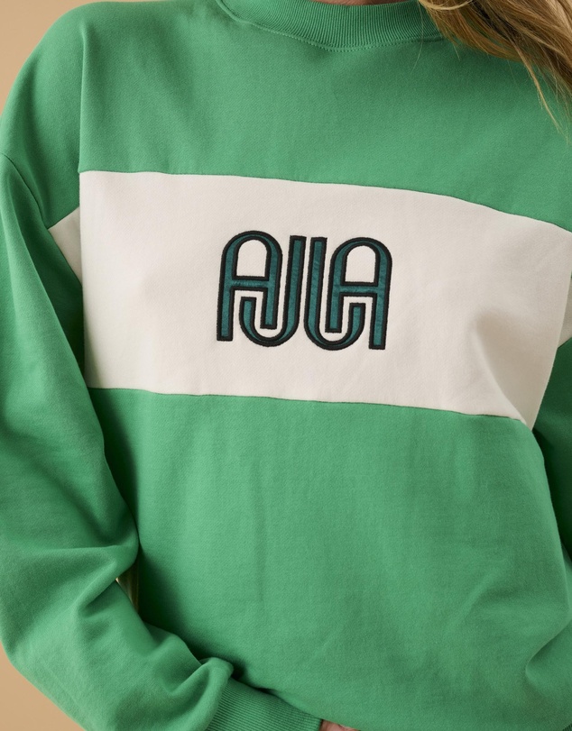 Araminta James - A James Sweatshirt