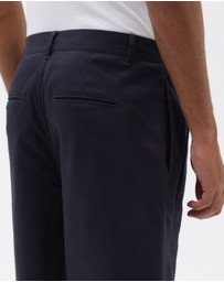 AERE - Cedric Pleated Shorts