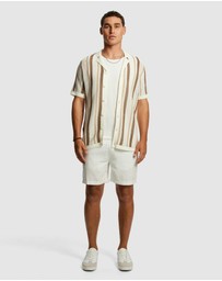 yd. - Manta Linen Short