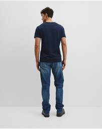 Country Road - Pima Cotton V-neck T-shirt