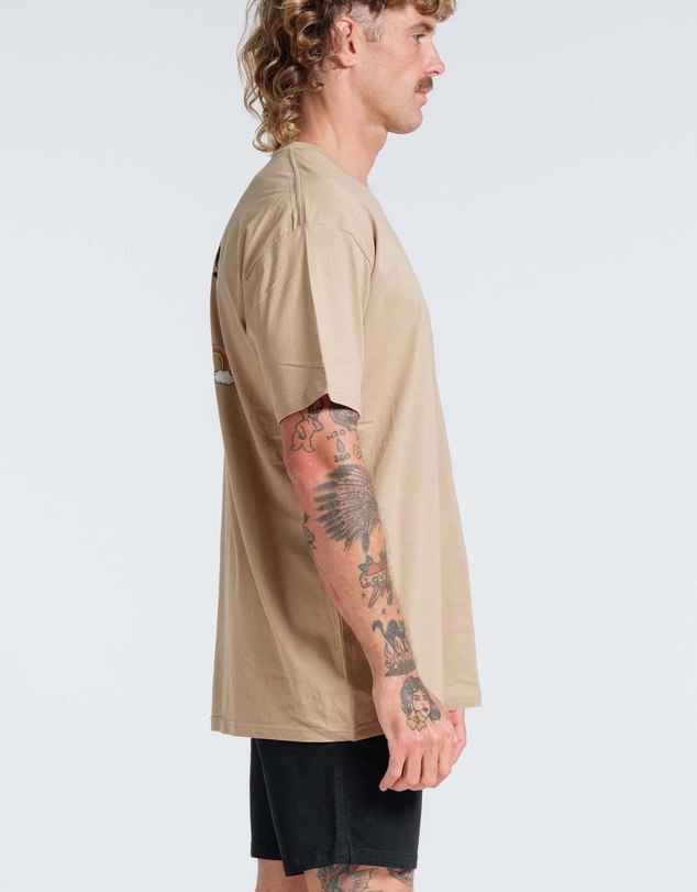 Vacancy Co - Nurture Nature Tee