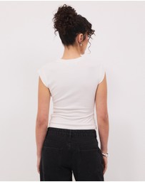 Calli - Hayden Tee
