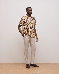 Trenery - Graphic Leaf Linen Short Sleeve Shirt in Bitter Chocolate