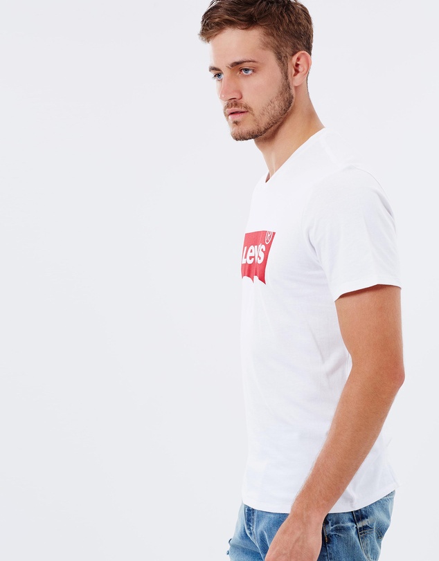 Levi's - Graphic Set-In Neck Tee