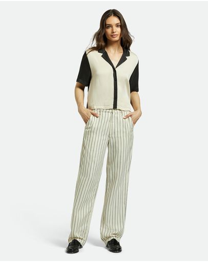 Whitecap/Washed Black Pinstripe