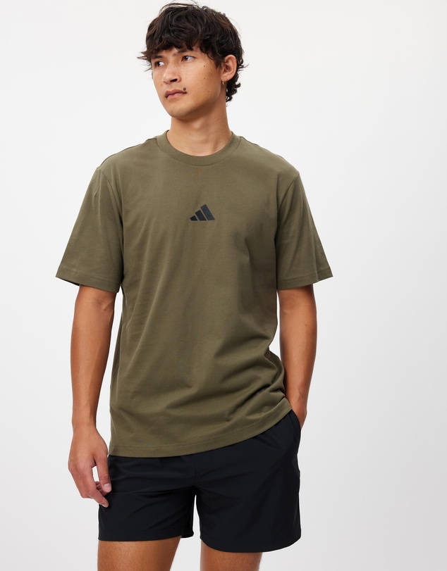adidas Sportswear - Essentials Small Logo Single Jersey Tee